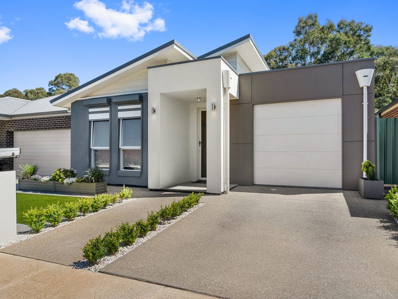 4 Riverwalk Place, Parafield Gardens, SA 5107 House for Sale