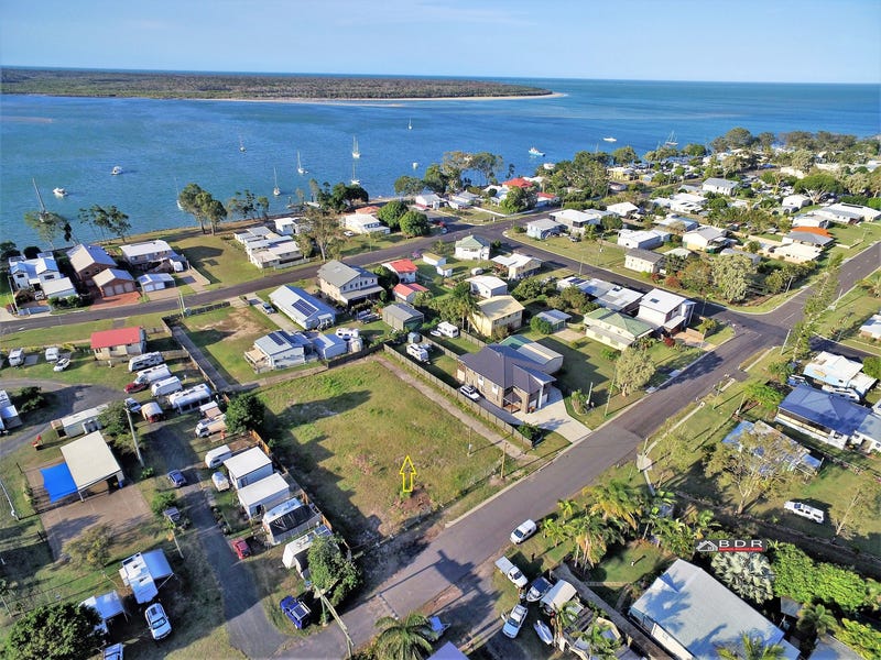 4 Howard Street, Burrum Heads, QLD 4659