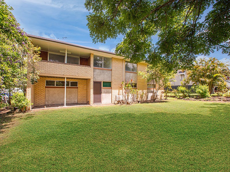 125 South Station Road, Silkstone, Qld 4304 Property Details