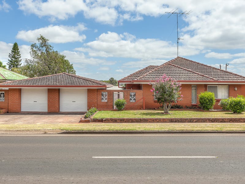 17 Berry Street, Wilsonton, Qld 4350