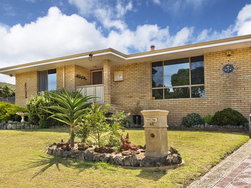 44 Barnesby Drive Yakamia, Albany, WA 6330 Property Details