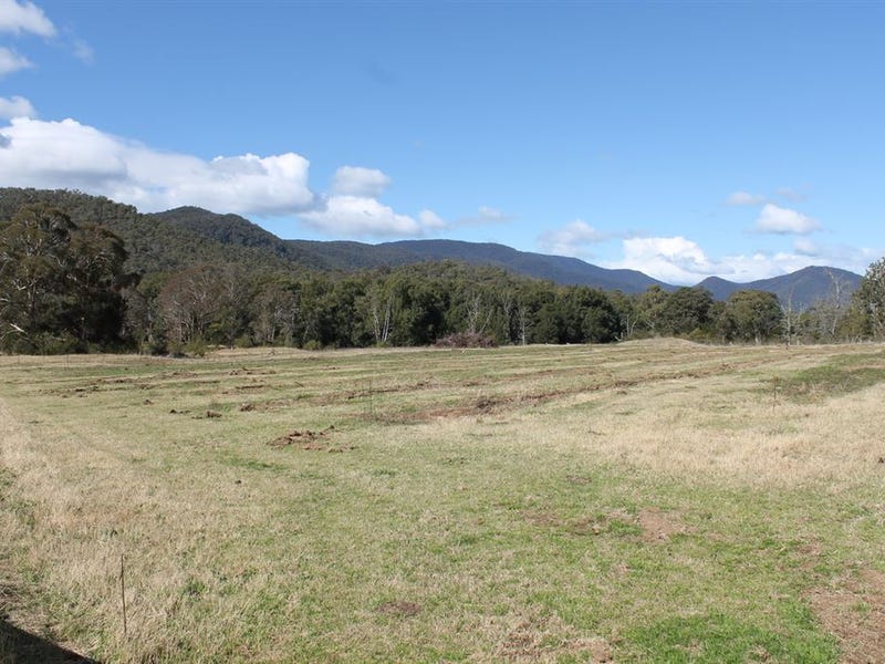 1 "Apple Tree Flat" Majors Creek Mountain Road, Araluen, NSW 2622