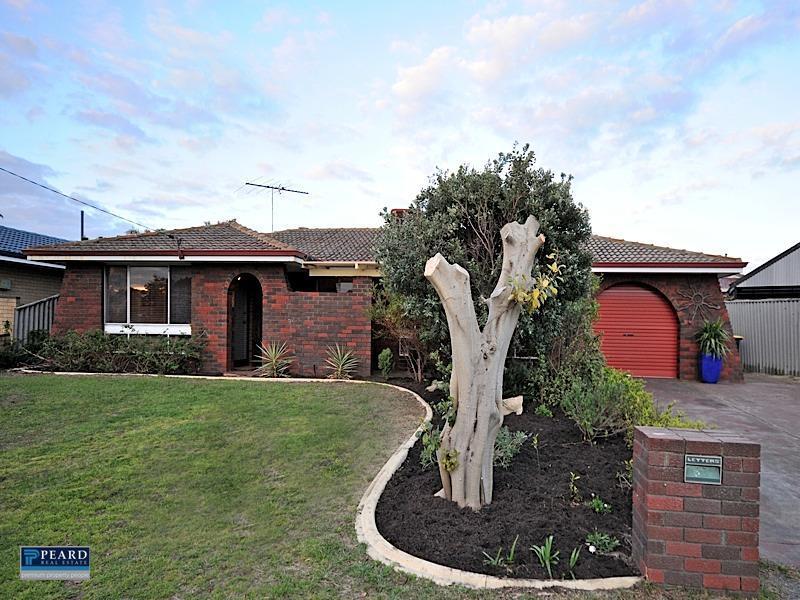 53 Harcourt Drive, Hillarys, WA 6025 Property Details