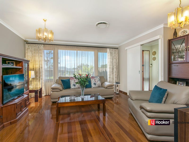 5 Leven Place, St Andrews, NSW 2566