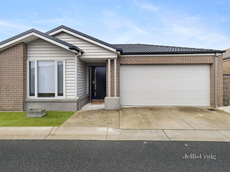 24 Rebellion Place, Ballarat East, VIC 3350