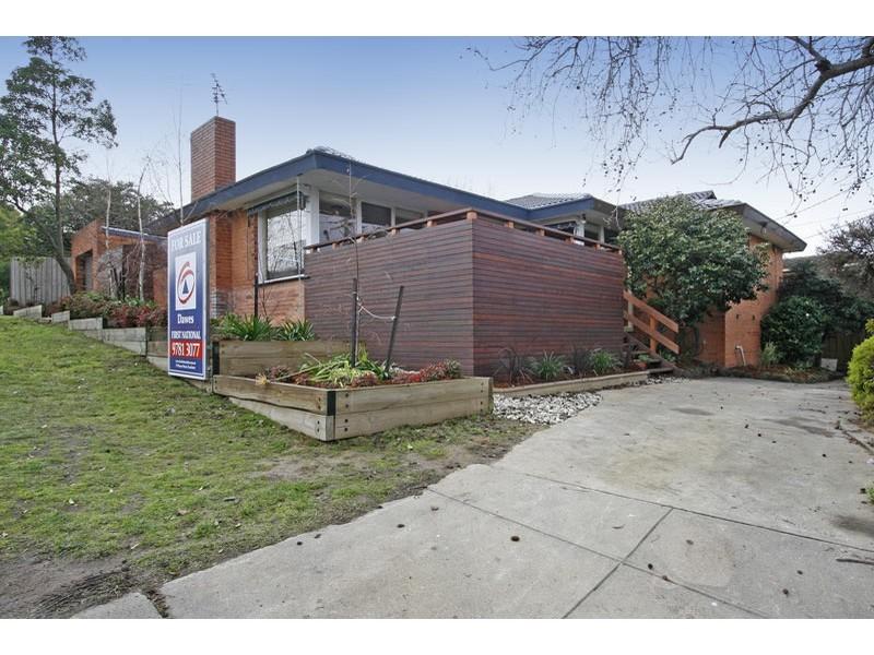 1 Woolston Drive, Frankston South, VIC 3199