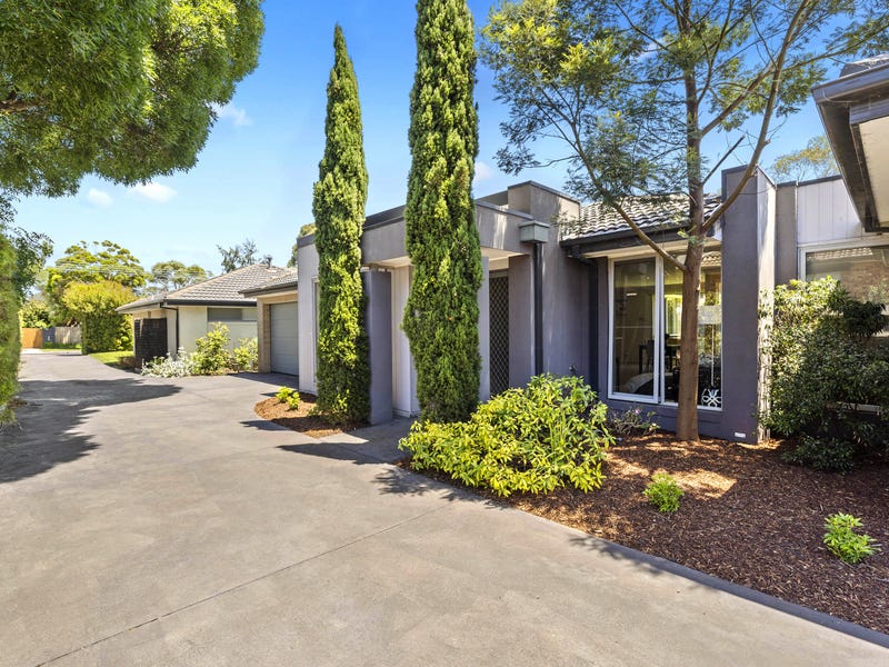 2/37 Van Ness Avenue, Mornington, Vic 3931 Property Details