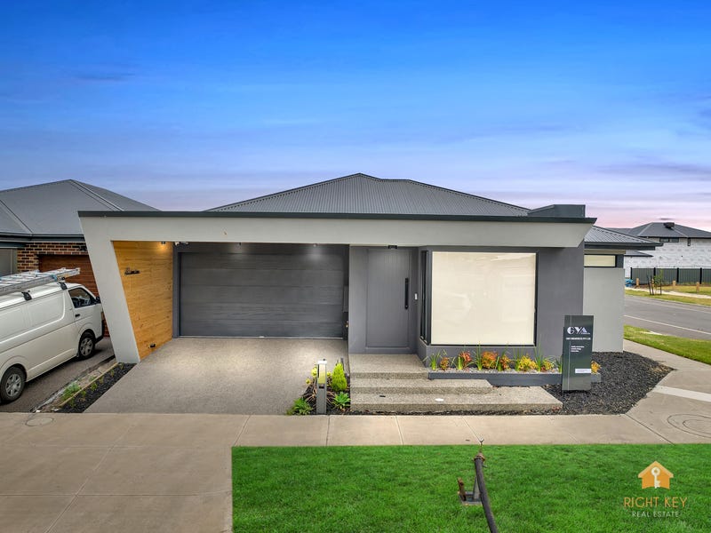 33 Ovata Grove, Donnybrook, Vic 3064 House for Sale