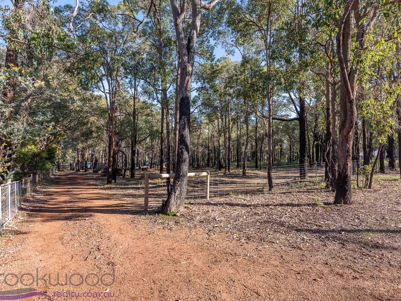 105 Princess Road, Mount Helena, WA 6082