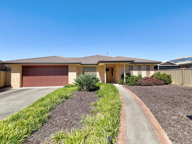 14 Nicolina Street, Cobram, Vic 3644 House for Sale