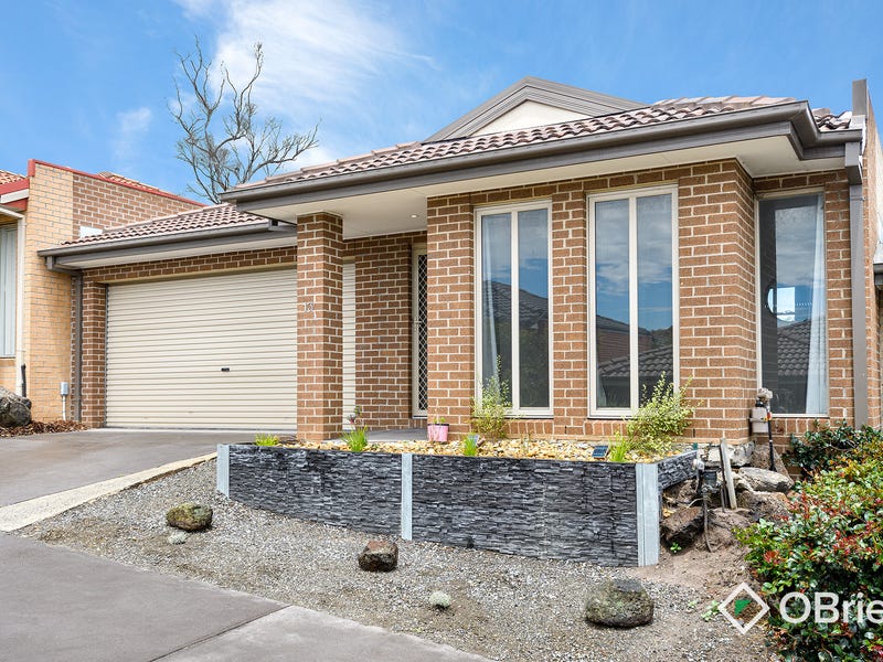 13/105 Mcmahons Road, Frankston, Vic 3199 Property Details