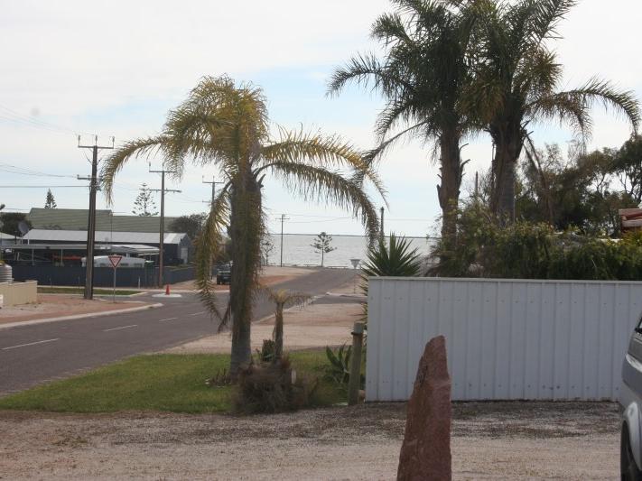 7 Tremaine Street, Smoky Bay, SA 5680