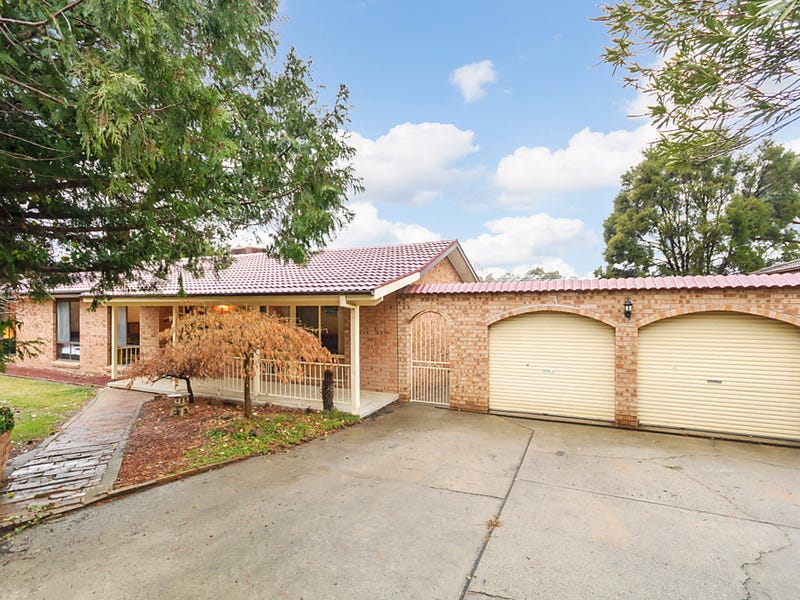 11 Clive Steele Avenue, Monash, ACT 2904