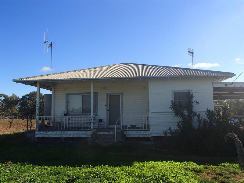 125 Wilcannia Road, Menindee, NSW 2879 Property Details