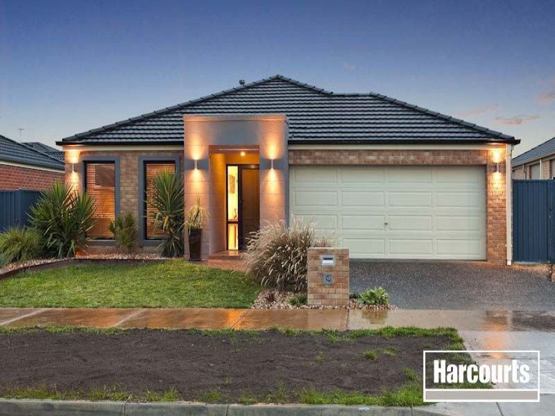 30 Blackwood Drive, Pakenham, VIC 3810