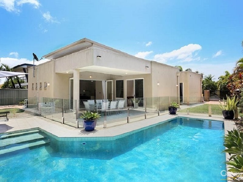 26 Marina Boulevard, Banksia Beach, QLD 4507