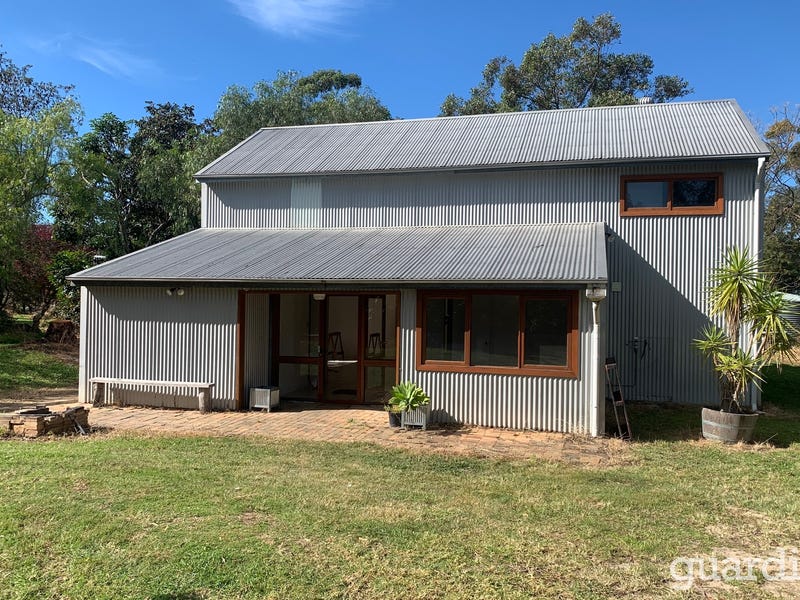 11B Charltons Creek Road, Berrilee, NSW 2159