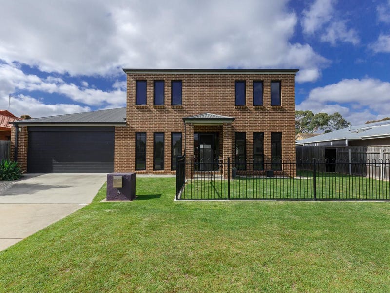 4 Simpson Street, Sale, VIC 3850