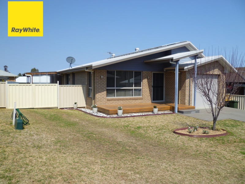 19 Kingfisher Drive, Inverell, NSW 2360