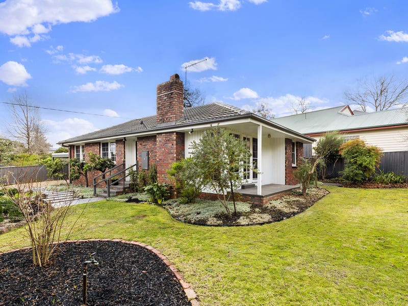 1 Murray Road, Croydon, VIC 3136