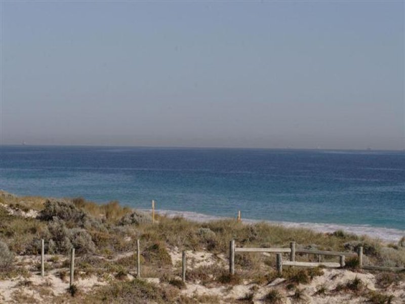 37 Bailey Street, Trigg, WA 6029