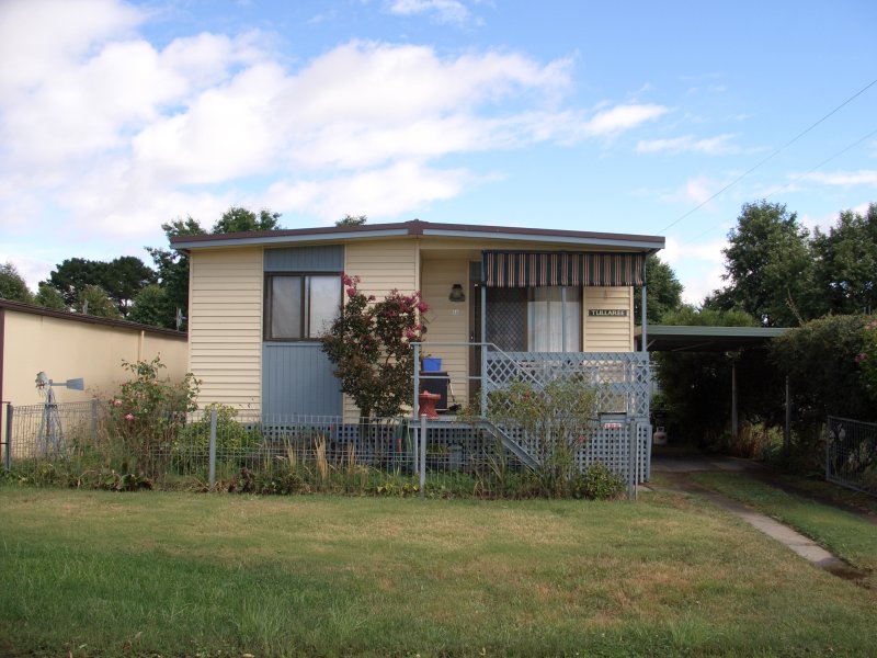 98 189 Narrabundah Lane Symonston Act 2609 Property Details