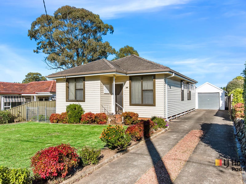 126 Doyle Road, Padstow, NSW 2211 Property Details