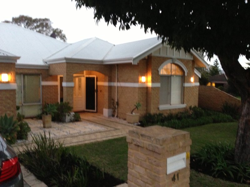 41 Wilber Street, Rossmoyne, WA 6148 Property Details