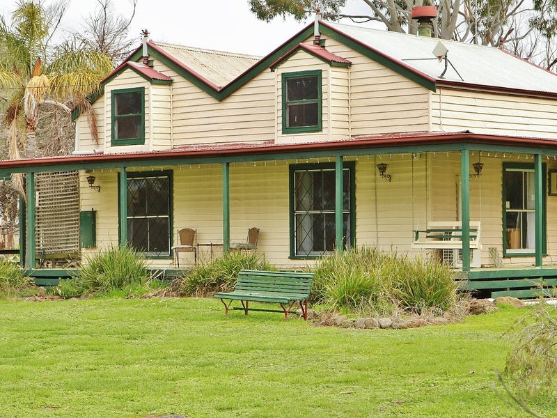 813 North Redesdale Road, Redesdale, Vic 3444 Property Details