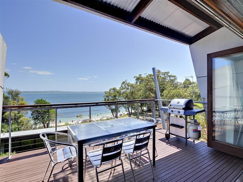 2/61 Christmas Bush Avenue, Nelson Bay, NSW 2315