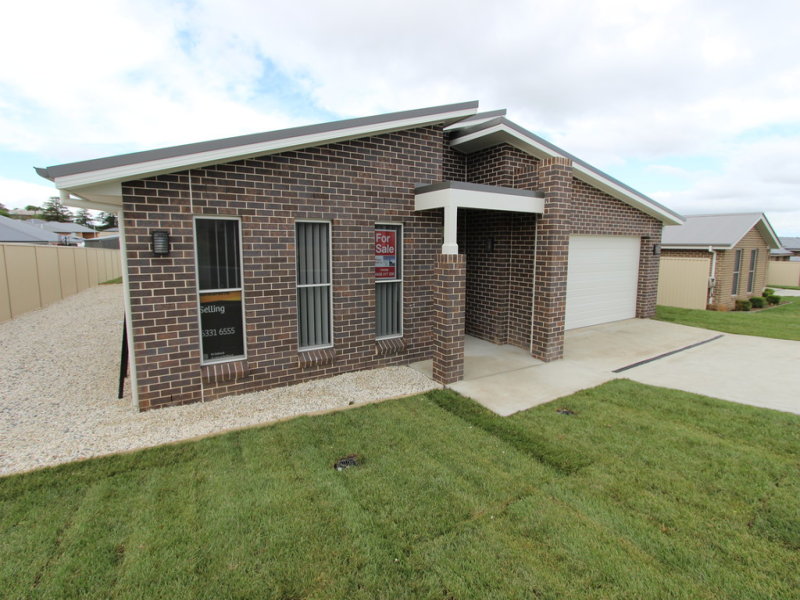 45 Graham Drive, Kelso, NSW 2795