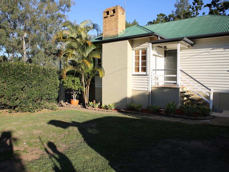 298 Albany Creek Road, Bridgeman Downs, QLD 4035