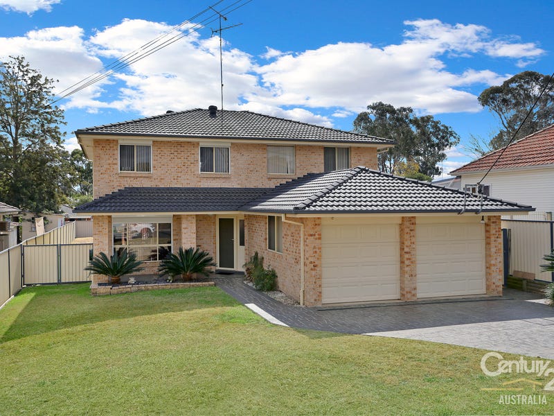 9 Dingle Street, Riverstone, NSW 2765 Property Details