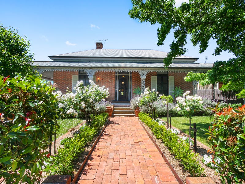 134 Carthage Street, Tamworth, NSW 2340 Property Details