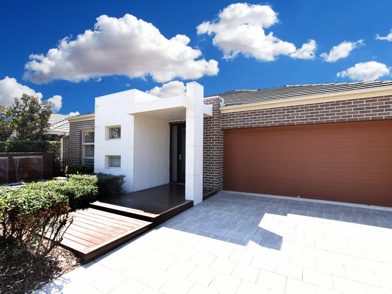 54 Pioneer Drive, Carnes Hill, NSW 2171 54 Pioneer Drive, Carnes Hill, NSW 2171