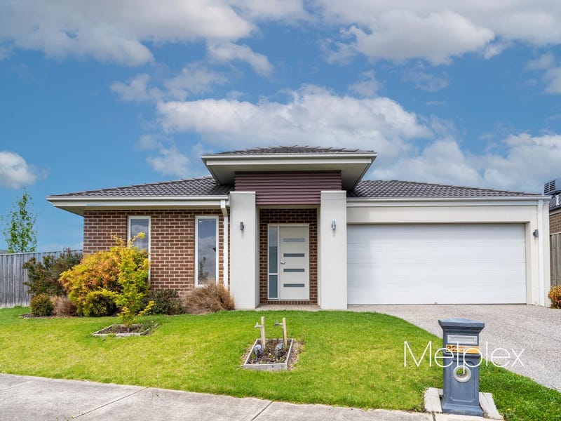 Real Estate & Property for Sale in Beaconsfield, VIC 3807 (+2 locations