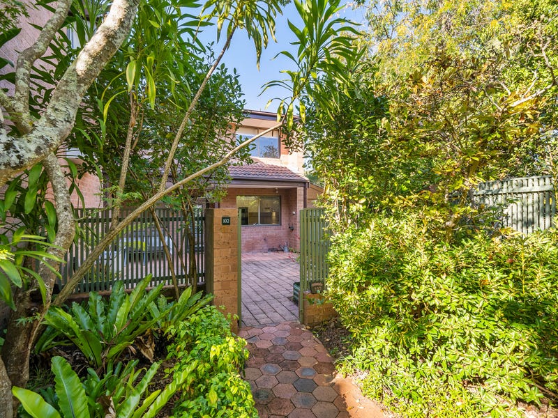 102/2 McAuley Place, Waitara, NSW 2077 Property Details