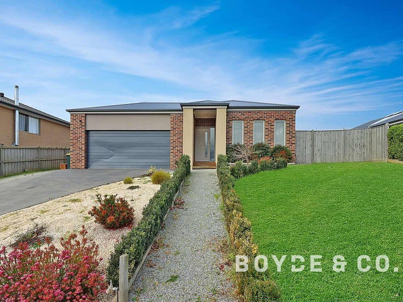 32 Bunyip Drive, Drouin, Vic 3818 Property Details