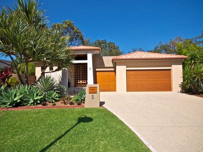 5 Wepham Court, Arundel, Qld 4214 Property Details