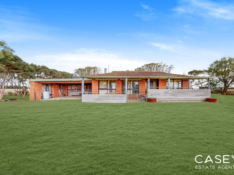 230 Muddy Gates Lane, Clyde, VIC 3978