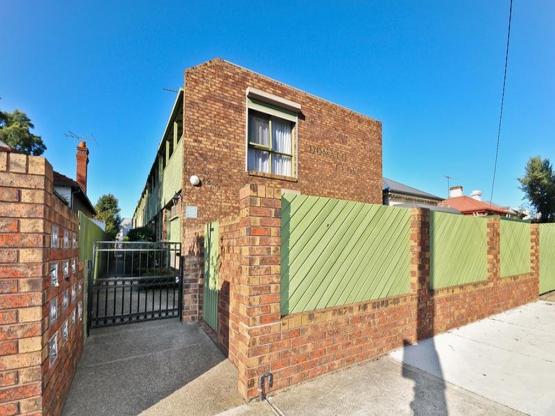 1/42 Donald Street, Brunswick, Vic 3056 Property Details