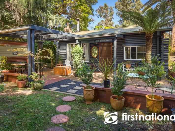 1 Charman Avenue, Emerald, Vic 3782 Property Details