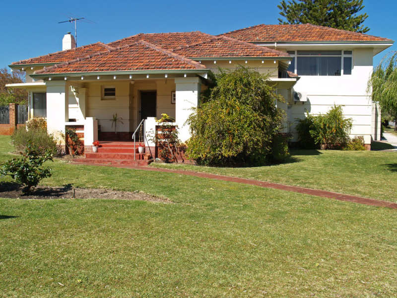 22 The Grove, Wembley, WA 6014