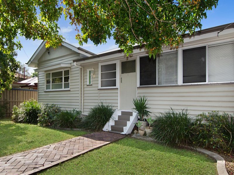 202 Ashgrove Avenue, Ashgrove, Qld 4060 Property Details