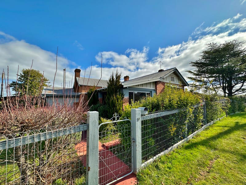 19 Taylor Road, Young, NSW 2594 Property Details