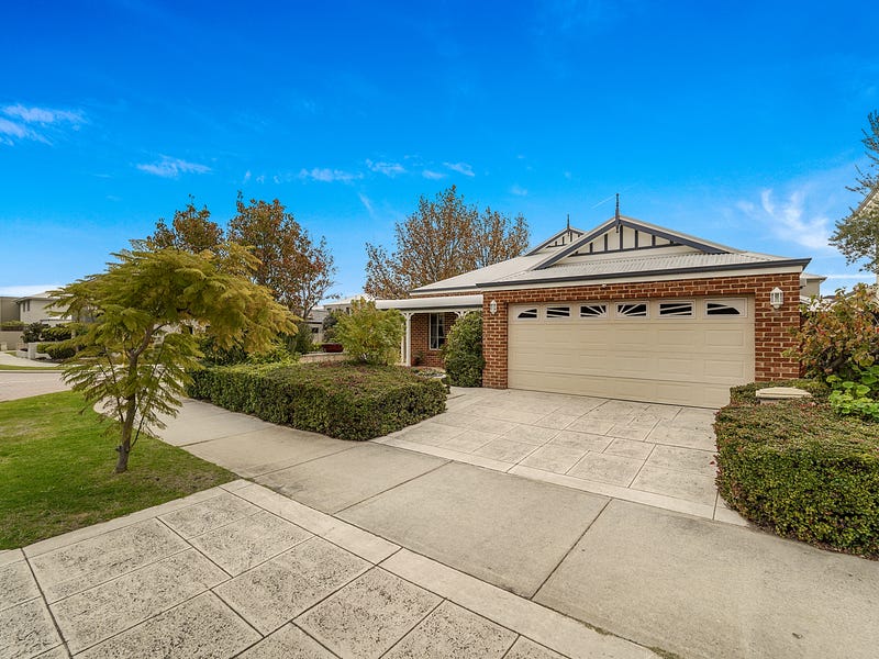 12 Arezzo Street Stirling WA 6021 realestate .au