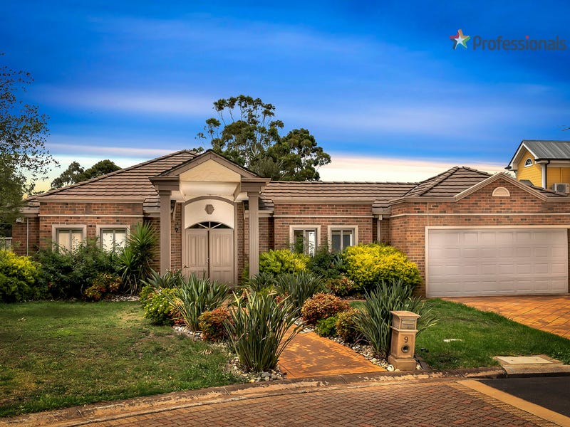 9 Springlake Avenue, Caroline Springs, Vic 3023 House for Sale