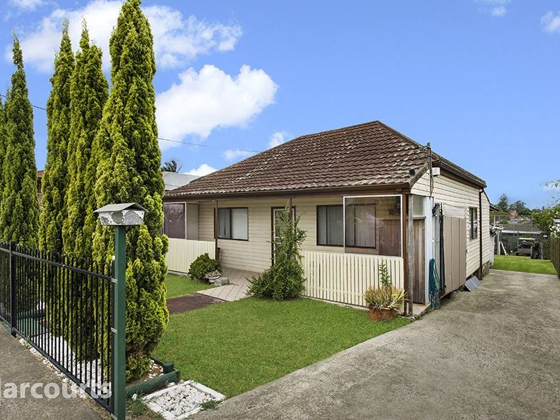 295 Noble Avenue, Greenacre, NSW 2190 Property Details