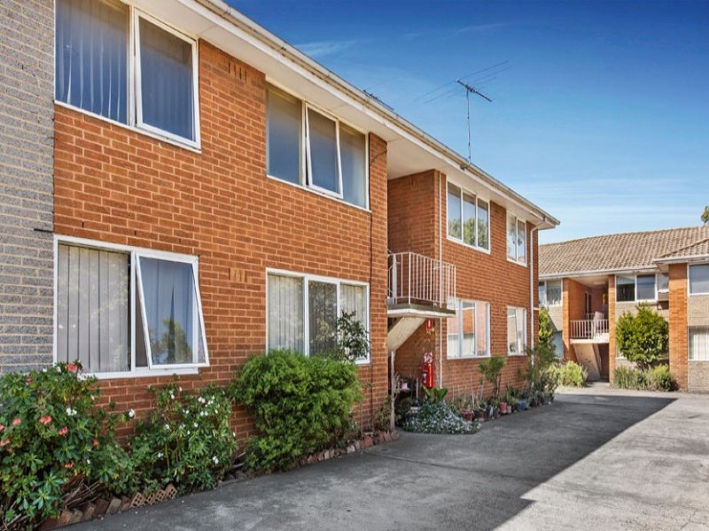 7/10 Heather Avenue, Brooklyn, Vic 3012 Property Details