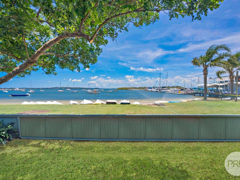 4 Sunset Boulevard, Soldiers Point, NSW 2317